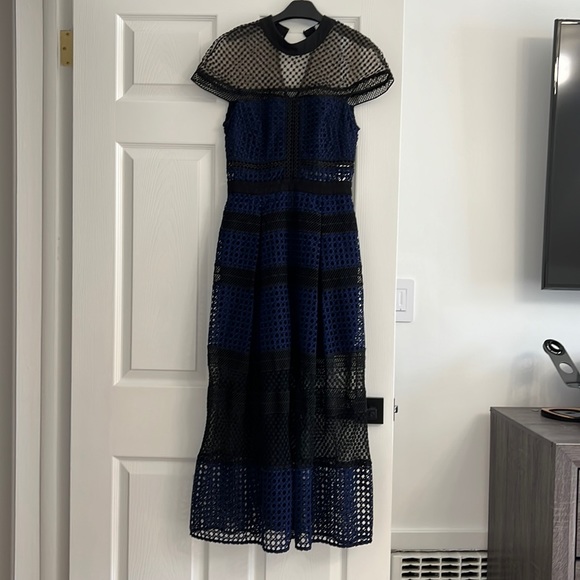 self portrait crosshatch midi dress SELF-PORTRAIT Navy Crosshatch Guipure Lace Midi